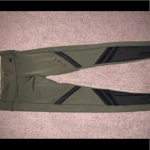 Victoria Secret Pink workout leggings
